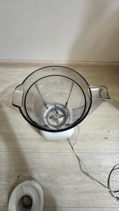 Блендер Philips в отличном состоянии