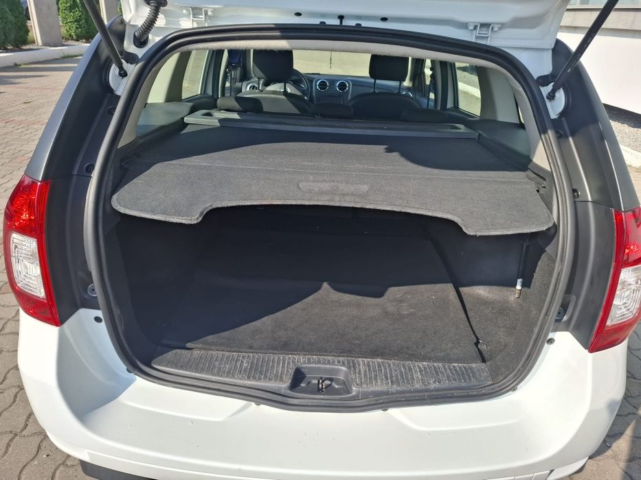 Vând Dacia Logan Mcv