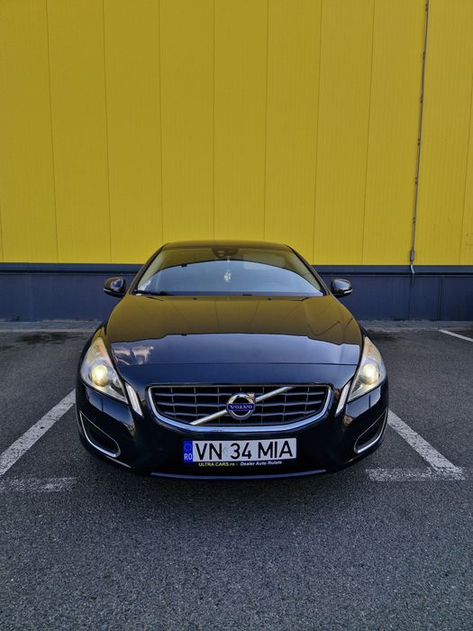 Volvo S60 D3 • Motor 5 Cilindri (Volvo) • Automat • Piele • 183.000 Km