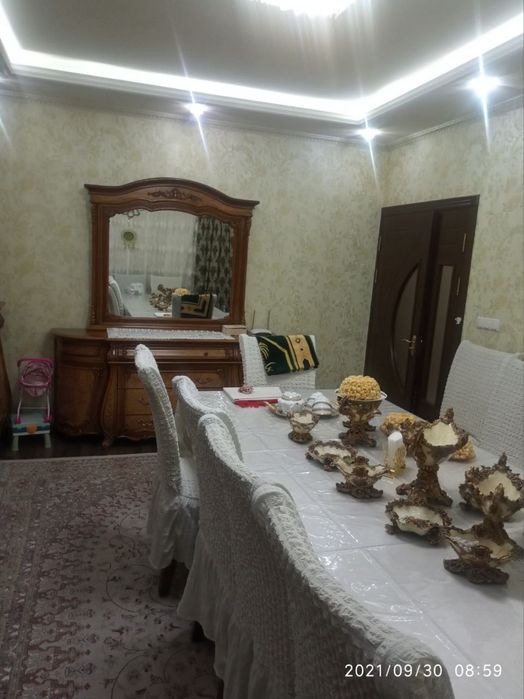 Ибин Сина 3/2/9 с средним ремонтом 80м2 Своя