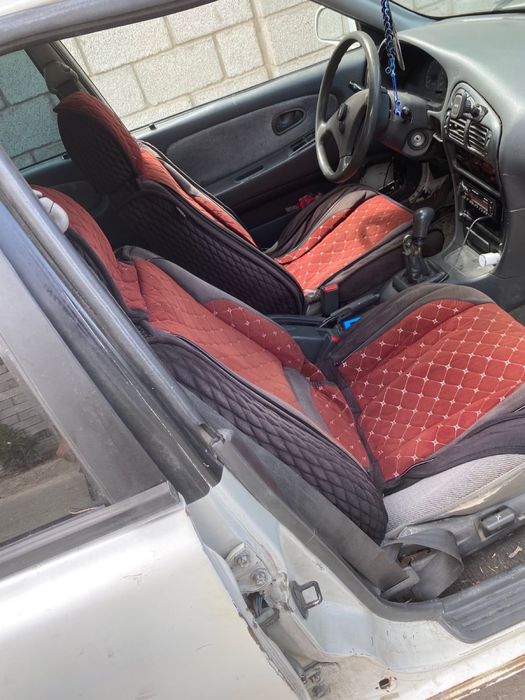 Продам машину мицубиси лангер 1995г