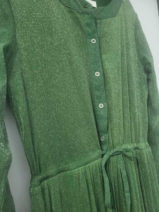 Елегантна  рокля