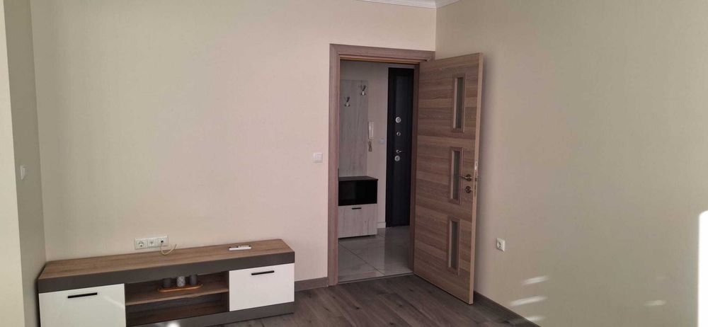 Дава се под наем Двустаен апартамент в Разград, Лудогорие - 62 кв.м за 433.5 € - Снимка #9