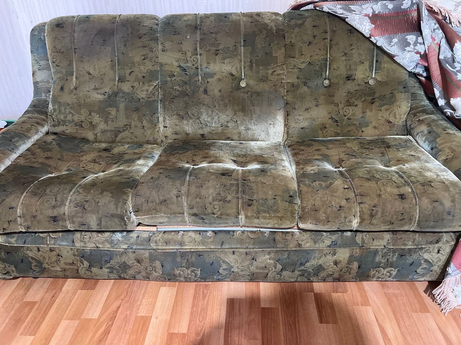 Диван с креслами