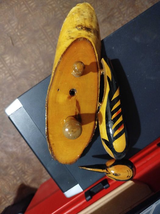 Закачалка кълвач