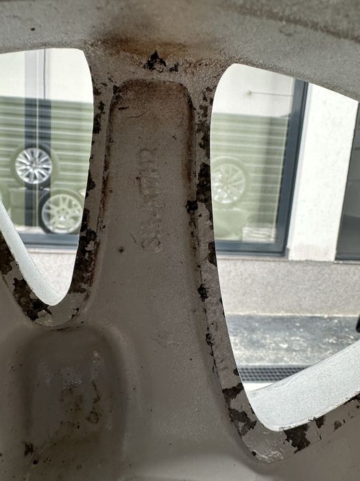 Vand jante aliaj Mercedes R17 - w211 w219 + cauciucuri A219 401 07 02 / A219 401 00 02 - 235 / 45 / R17