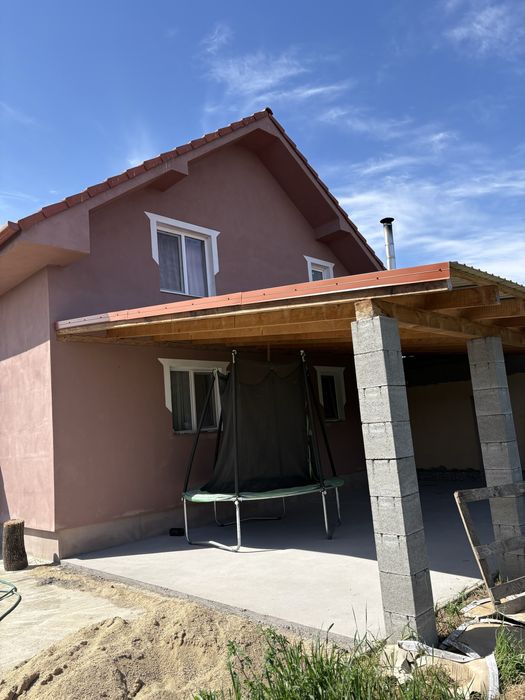 Casa de vânzare !