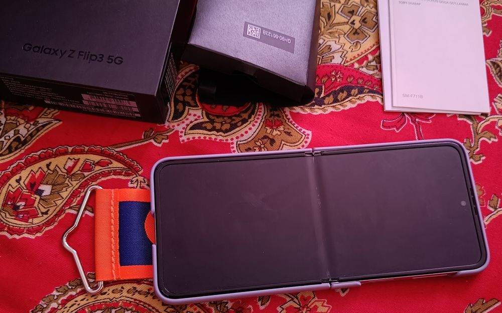 Samsung Galaxy Flip 3 5G 256gb EAC