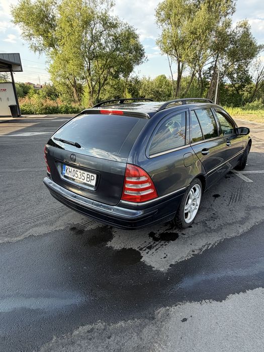 Мерцедес w203 c200 CDI