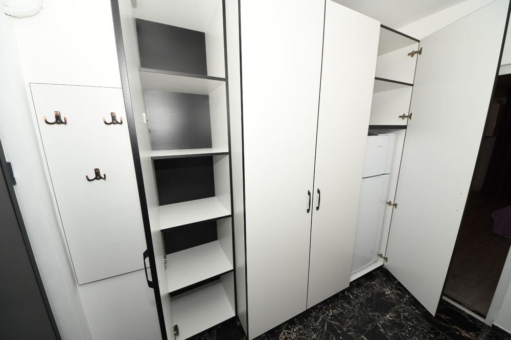 Apartament cu o cameră de închiriat ! Tiglina 1
