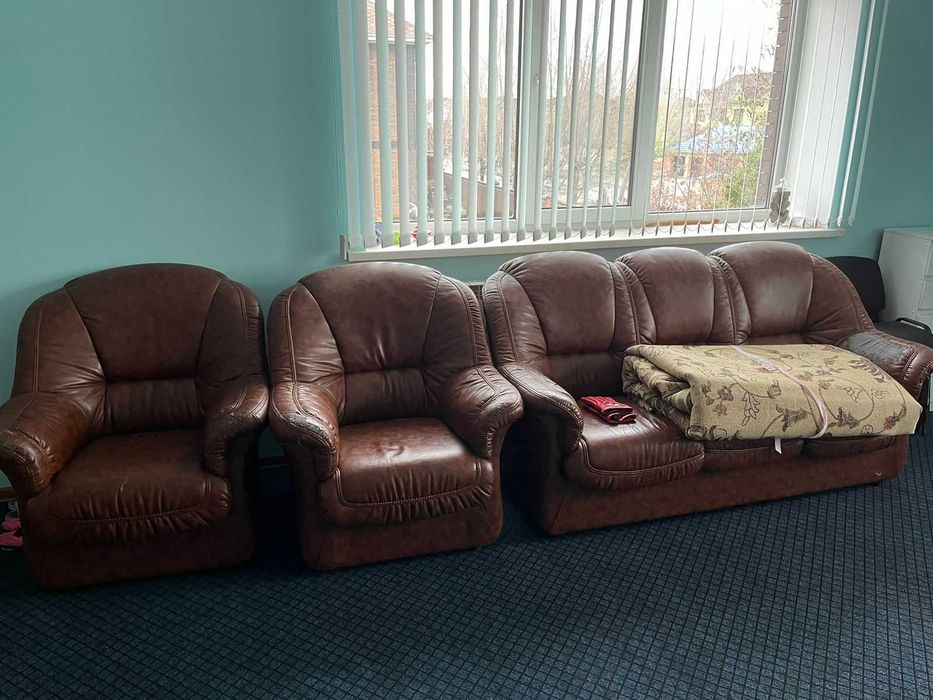 Продам диван и 2 кресла