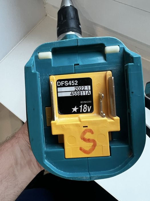 Makita DFS452 filetanta