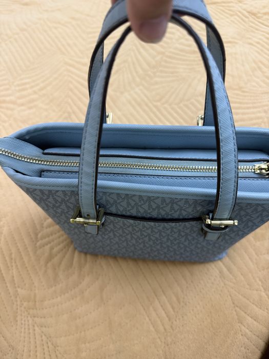Продам сумку Michael kors