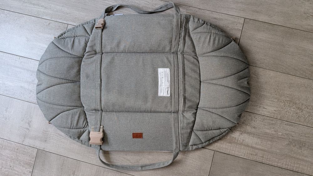 Baby nest/ sleep carrier Najell