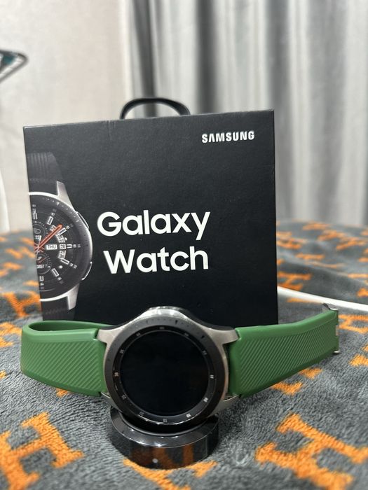 Продам Samsung Galaxy Watch 46mm SM-R800.