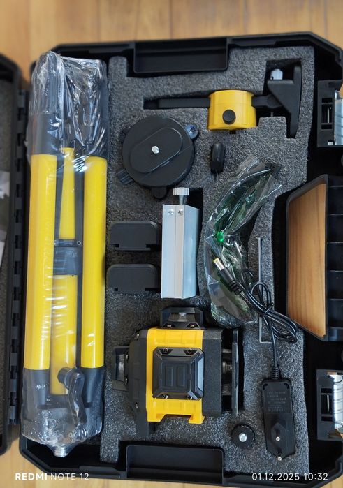 Лазерный уровень DeWalt 4D 16L