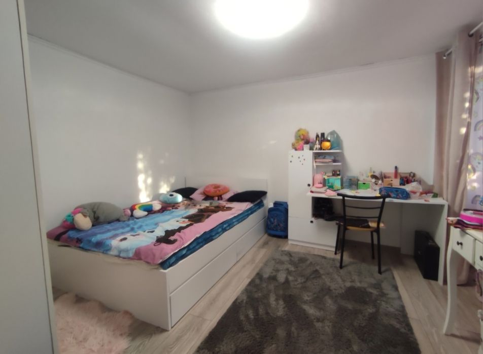 Vând  casă Albota P+1E sub prețul unui apartament