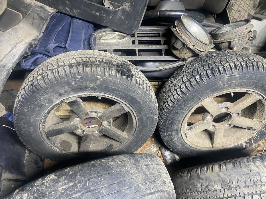 Комплект дисков на ниву с резиной летней