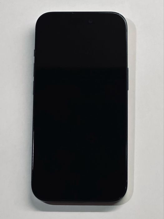 iPhone 15 Black 93% battery