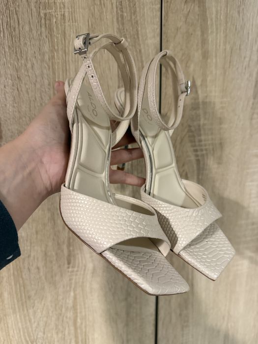 Sandale Aldo piele noi nr 37,5