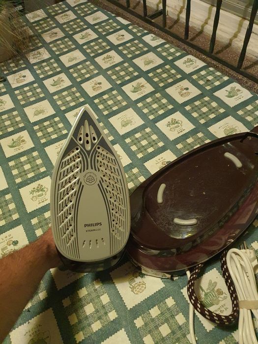 Stație de călcat Philips