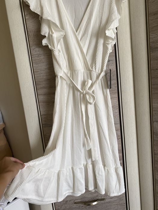 Платье новое с этикеткой