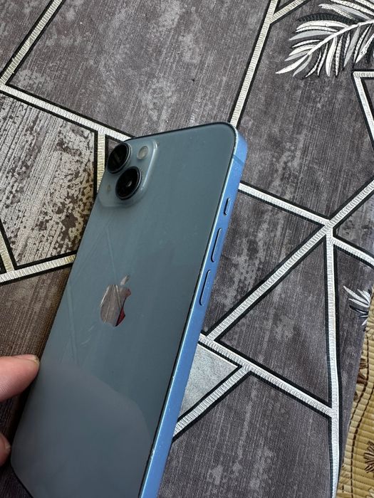 Продавам iphone 14