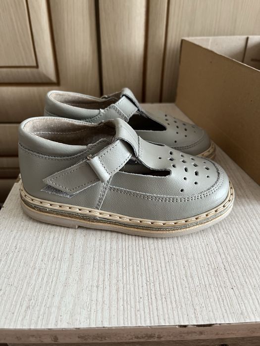 Продаются сандали