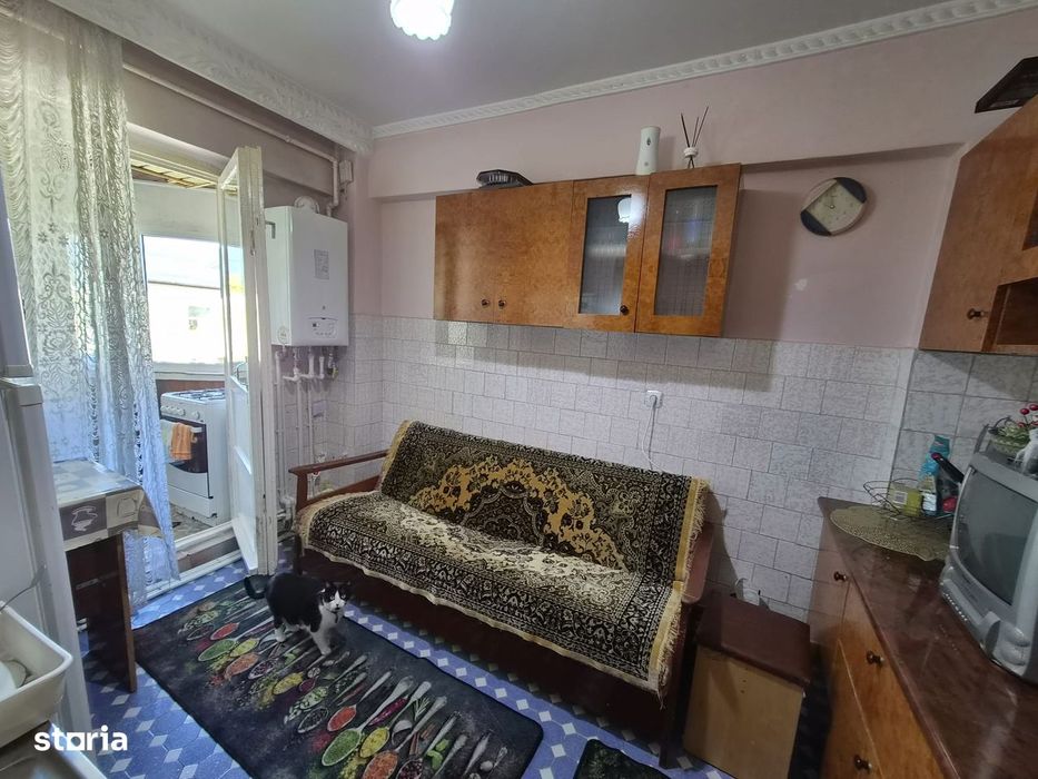 Decomandat 2  camere  langa PTTR