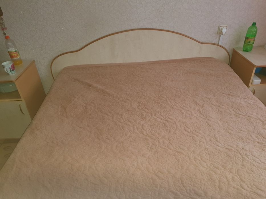 Спальный гарнитур