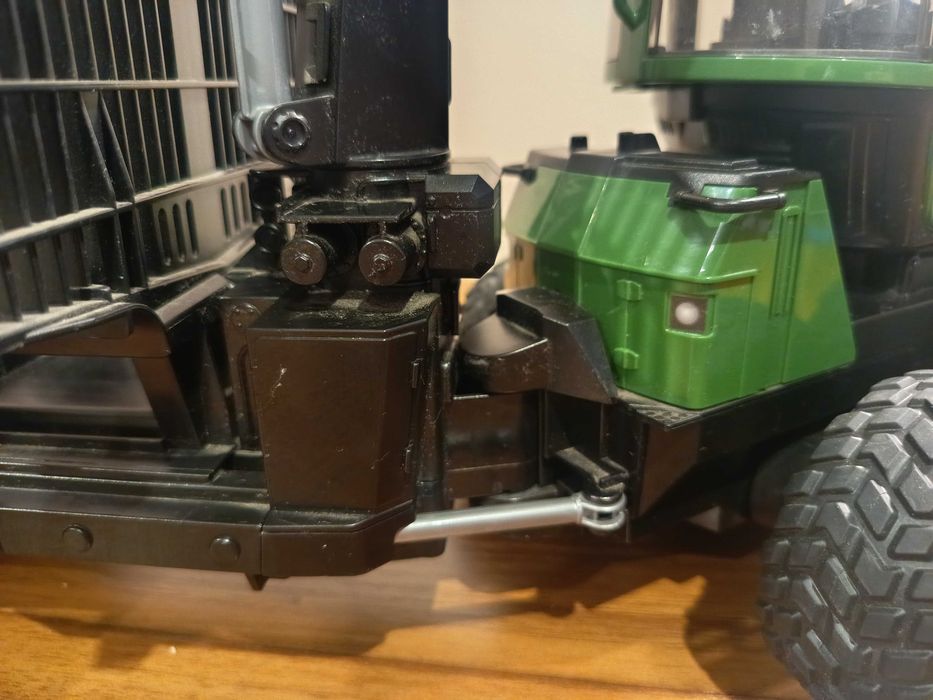 John Deere 1210E горска техника