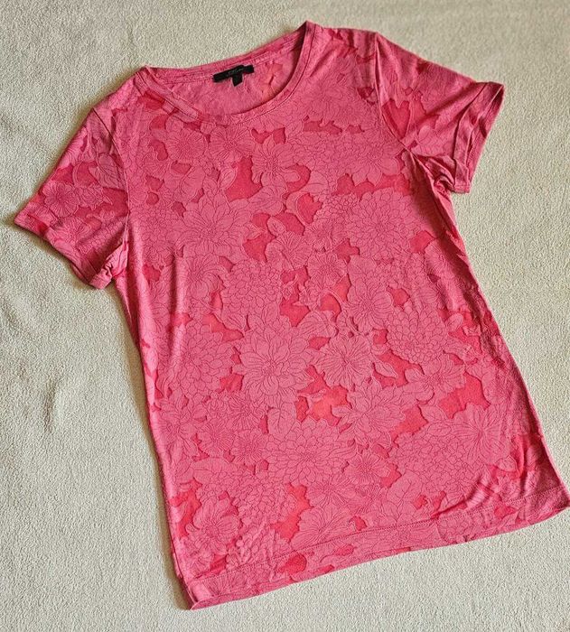 Футболка фирменная. Размер s(44-46)