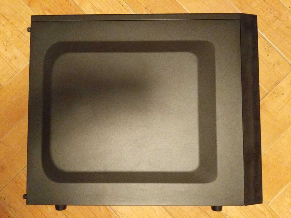 Кутия Cooler Master N200 micro ATX