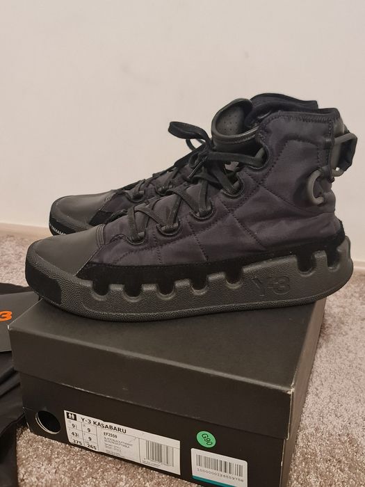 Vând ghete adidas Y-3 model Kasabaru mărime 43 1/3 Bucuresti