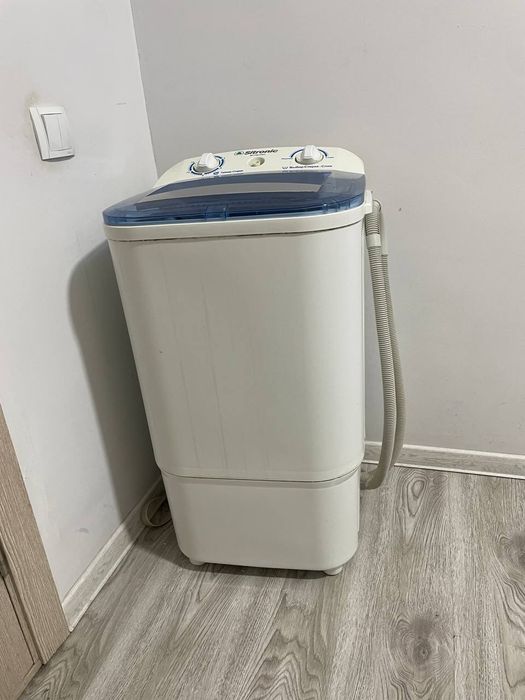 Продаю стиральную машинку Sitronic в отличном состоянии