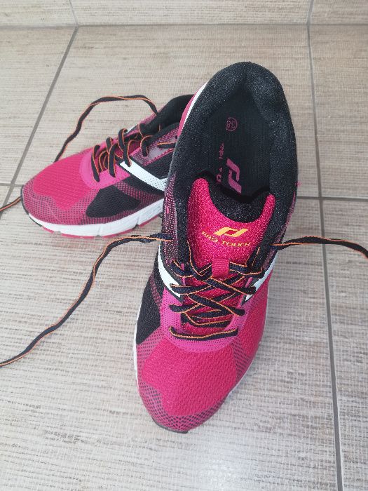 Adidasi Intersport - Pro Touch - marime 38