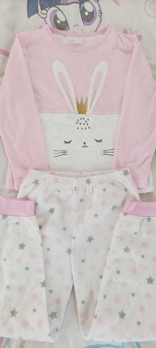 Продавам плюшени нощници и халат