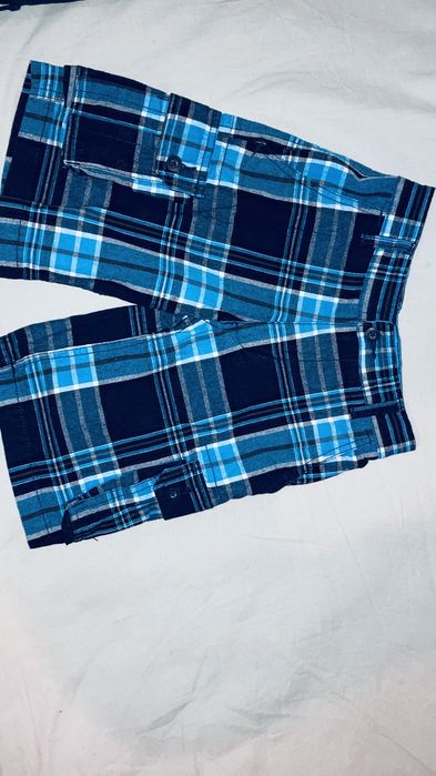 Pantaloni scurti m 116