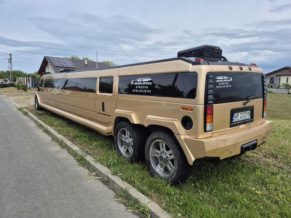Inchiriez Limuzina Hummer H2 Limuzina Hummer H2 de inchiriat