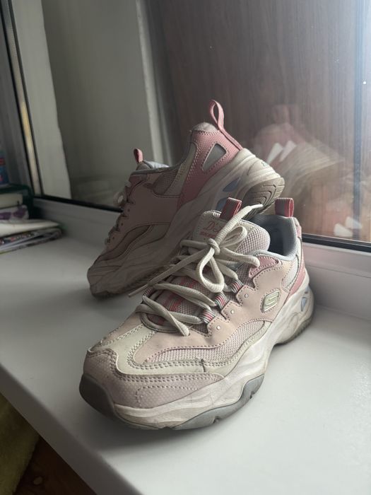 Продаю кроссовки