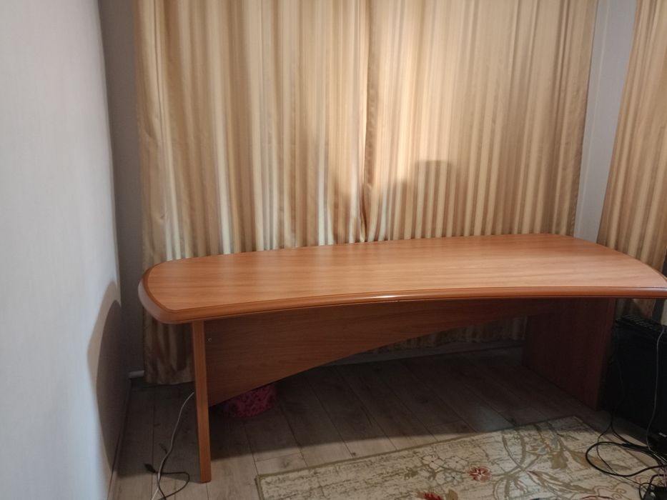 Стол рабочий офисный