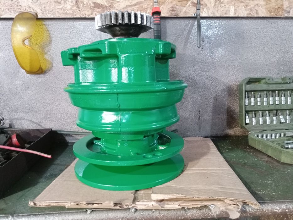 Продам вариатор John deere