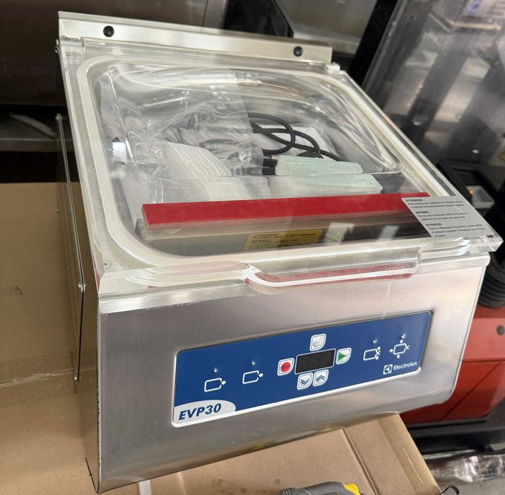 Aparat de ambalare în vid Electrolux Professional EVP30N