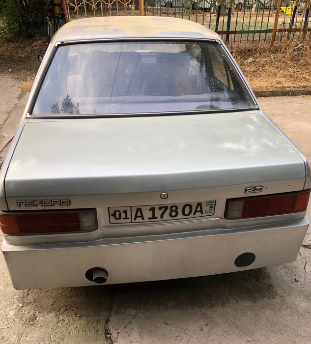 Продаётся Опель Рекорд 2.0