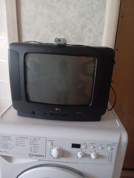 Продам тевизор в хорошем состоянии
