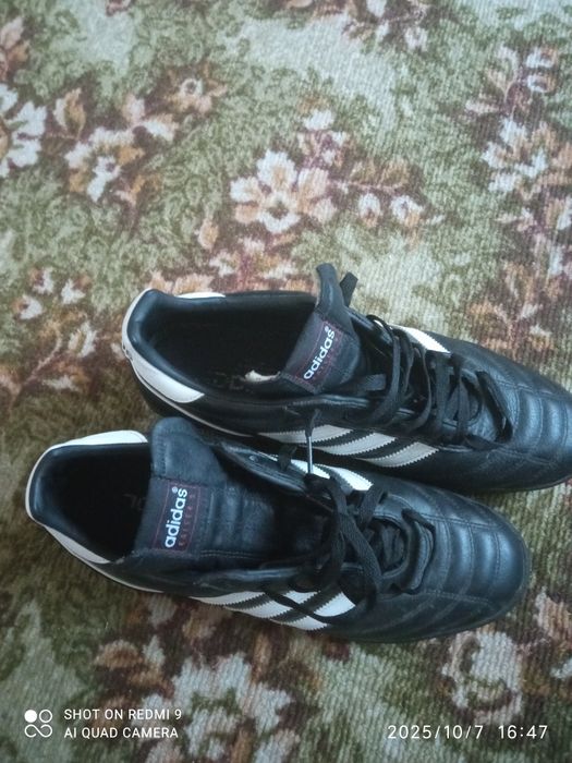 Продавам маратонки Адидас