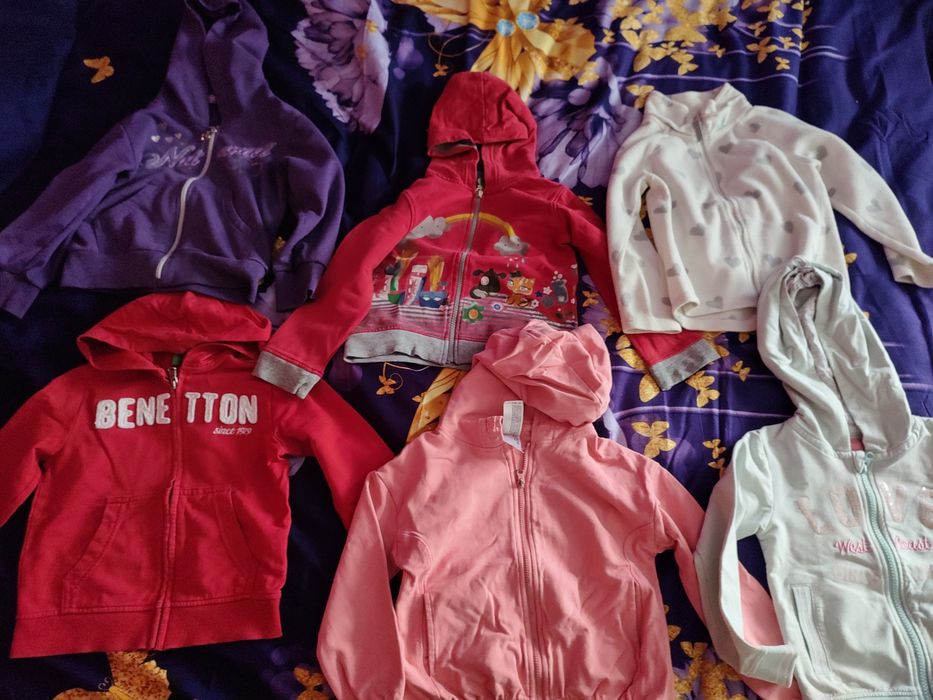 Lot de Hanorace , trening,malete, rochițe