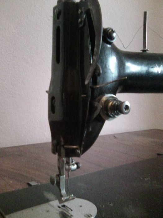 Vand masina de cusut germana