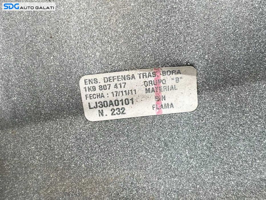 Bara Spoiler Spate cu Locas Pentru Senzori Parcare Volkswagen Golf 6 Break Combi 2008 - 2013 Culoare LA7W Cod 1K9807417 [LC2339]