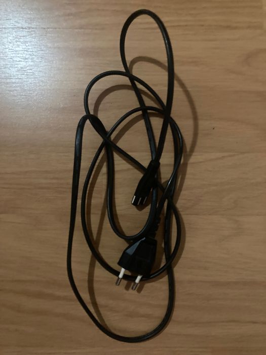 PlayStation 4 + jocuri bonus.